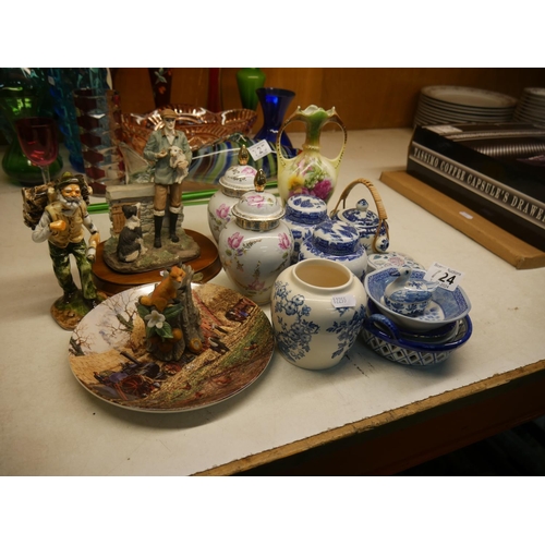 724 - LOT OF MIXED CERAMICS