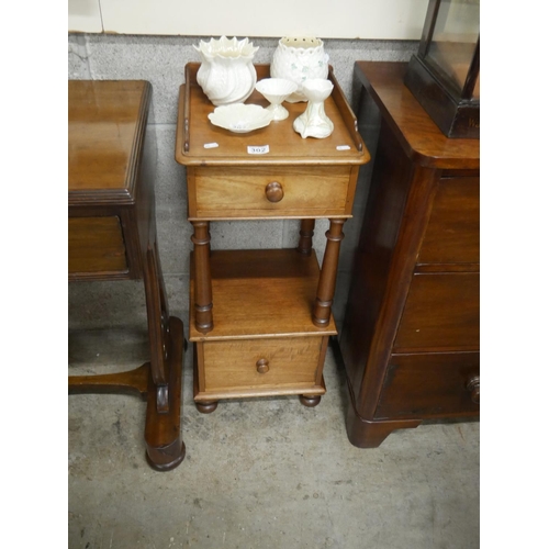 302 - VICTORIAN POT CUPBOARD