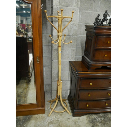 352 - BAMBOO COAT STAND