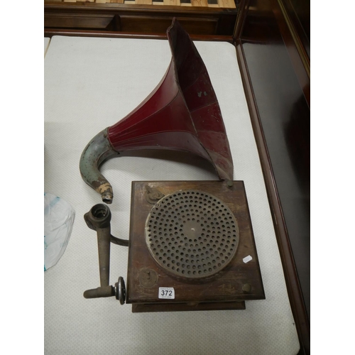 372 - GRAMOPHONE