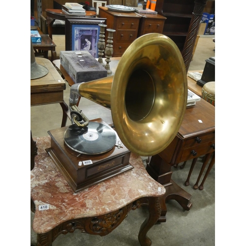 409 - GRAMOPHONE