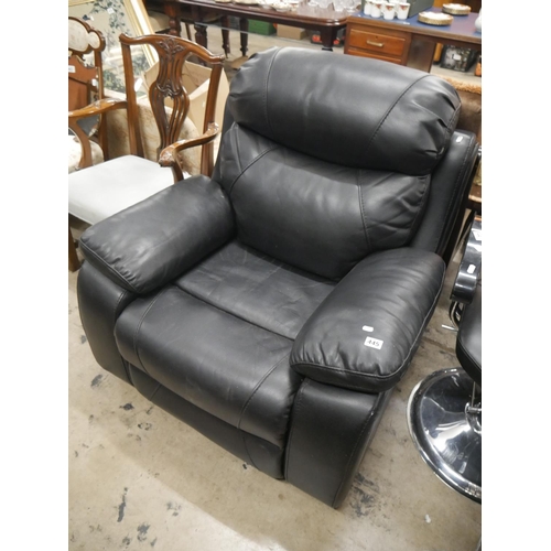 445 - LEATHER RECLINING CHAIR