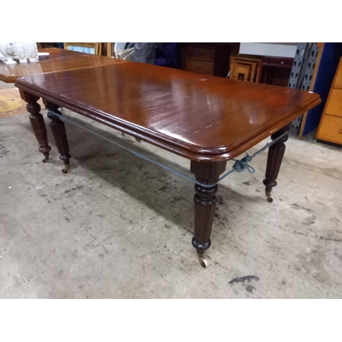 478 - VICTORIAN DINING TABLE FOR RESTORATION