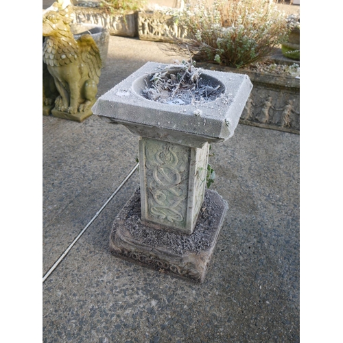 50 - RECONSTITUTED STONE BIRD BATH