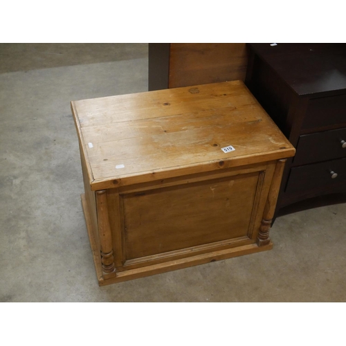 519 - ANTIQUE PINE BOX