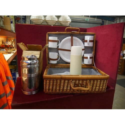 603 - PICNIC HAMPER & CANISTER