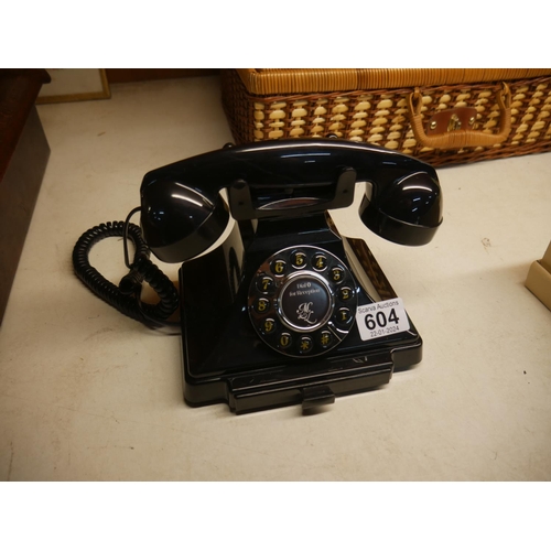 604 - BLACK TELEPHONE