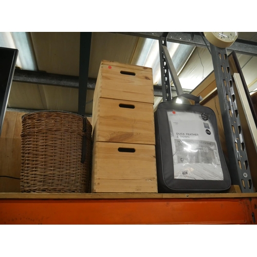 624 - WOODEN STORAGE BOXES ETC