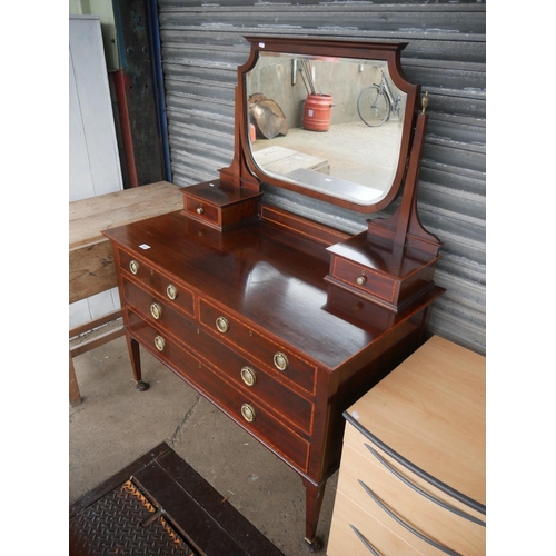 122 - INLAID DRESSING TABLE