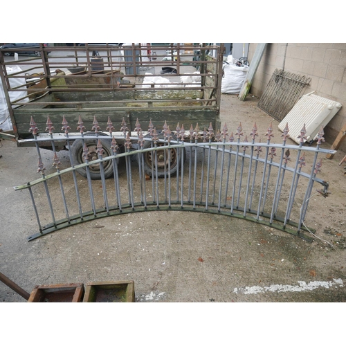 15 - METAL RAILINGS