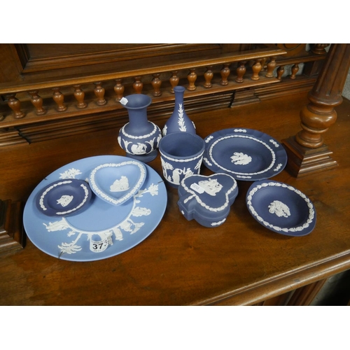 373 - WEDGWOOD JASPERWARE