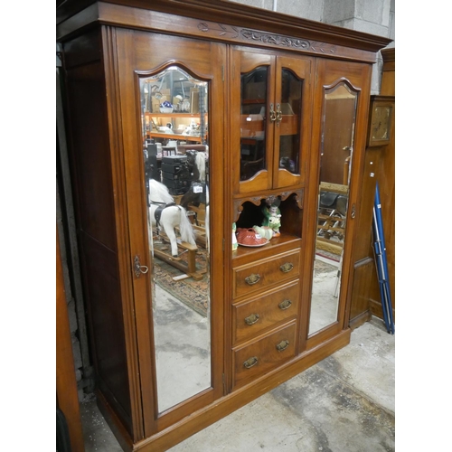 389 - EDWARDIAN PRINCESS 3 DOOR WARDROBE