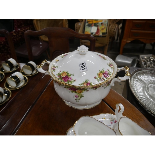 591 - OLD COUNTRY ROSE SOUP TUREEN