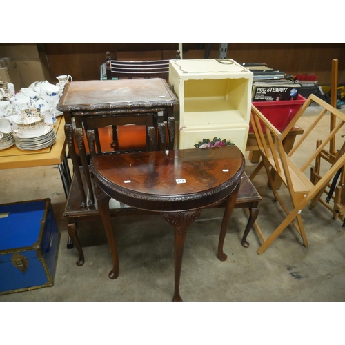 617 - LOT OF OCCASIONAL FURNITURE