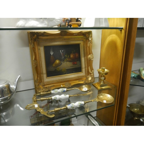 634 - LOT OF BRASSWARE & FRAMED OIL