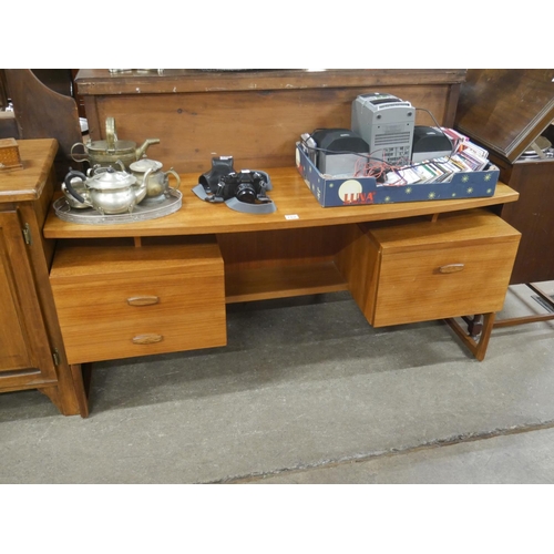 702 - G-PLAN SIDEBOARD