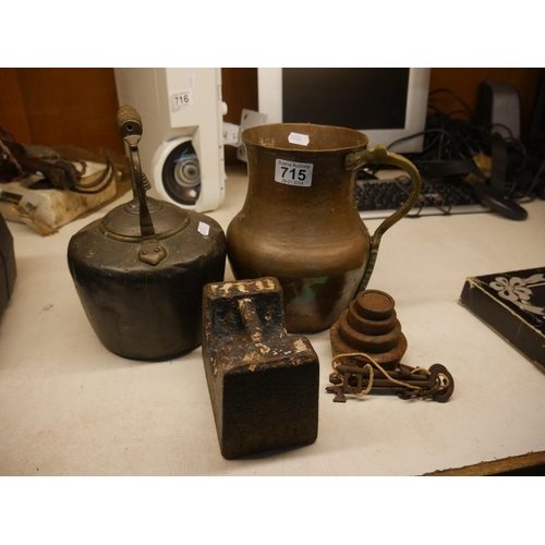 715 - OLD KETTLE & WEIGHTS ETC