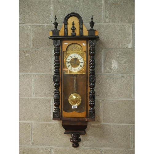 326 - WALL CLOCK