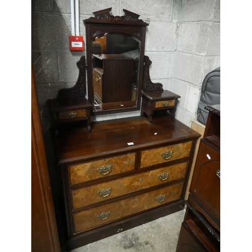 733 - EDWARDIAN DRESSING TABLE