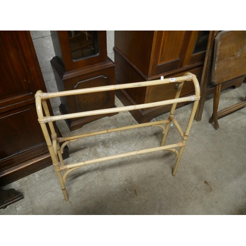 737 - BAMBOO TOWEL RAIL