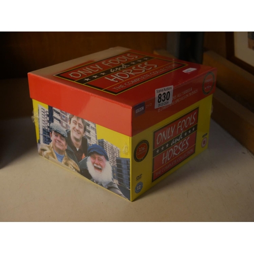 830 - ONLY FOOLS & HORSES BOX SET