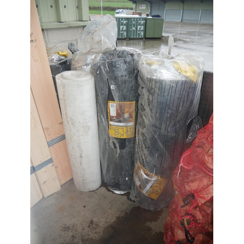 205 - LOT OF UNDERLAY ETC