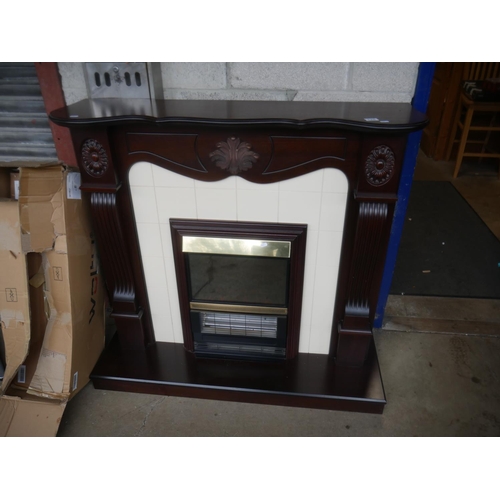 228 - ELECTRIC FIRE & SURROUND