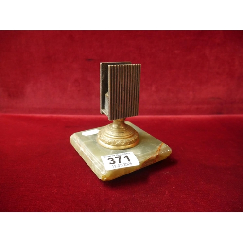 371 - VICTORIAN MARBLE & BRASS LETTER HOLDER