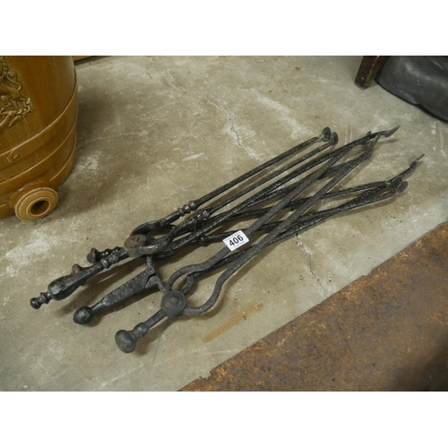 406 - LOT OF METAL TONGS