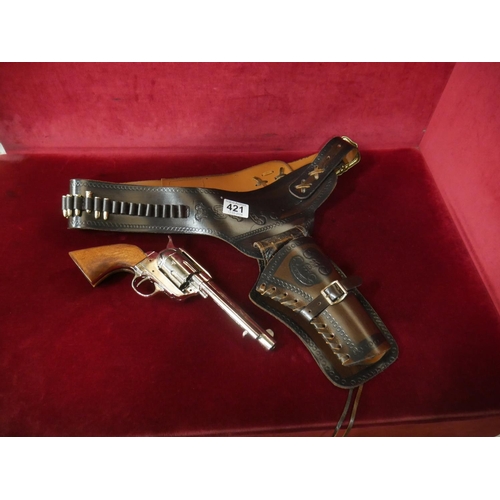 421 - REPLICA REVOLVER & HOLSTER