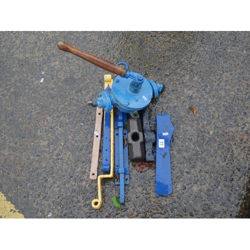 73 - LOT OF HAND TOOLS ETC