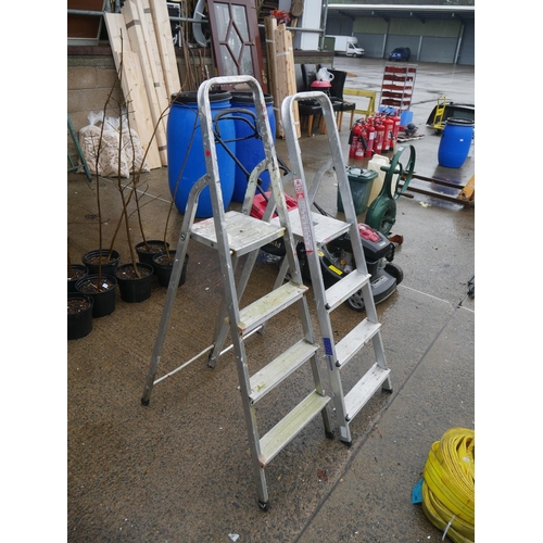 75 - 2 ALUMINIUM STEP LADDERS