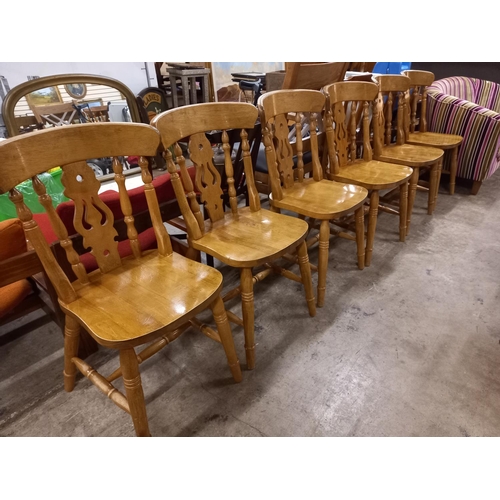 753 - 6 PINE CHAIRS