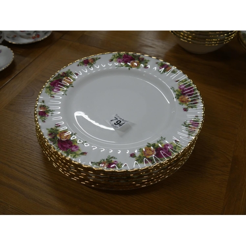 794 - 7 OLD COUNTRY ROSE DINNER PLATES