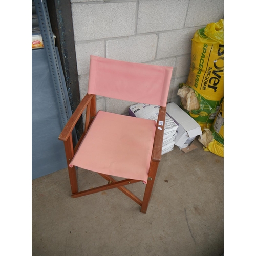 276 - DIRECTORS CHAIR