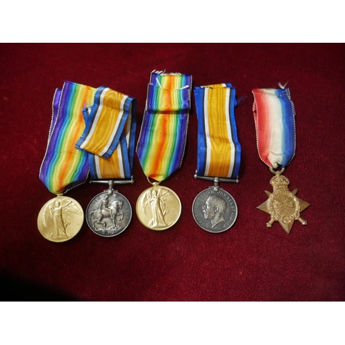 478 - 1914 CHRISTMAS TIN - CONTAINING FAMILY GROUP OF MEDALS.
Sons of William John & Sarah Ann Allsopp (ne... 