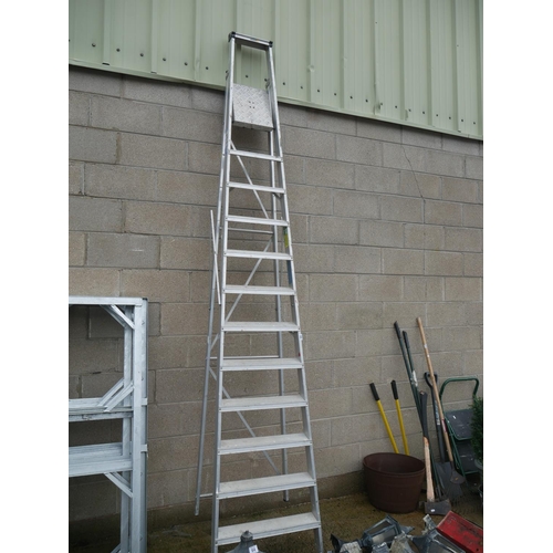 66 - LARGE STEP LADDER