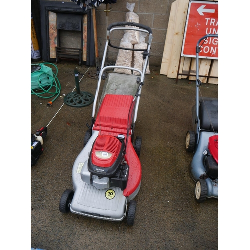 105 - HONDA LAWNMOWER - WORKING PERFECT