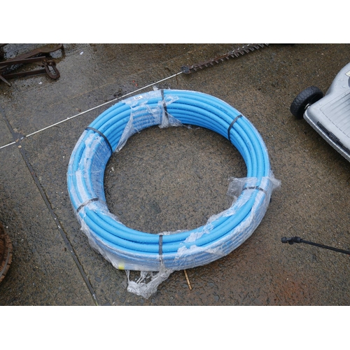 106 - ROLL OF BLUE PIPING