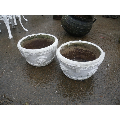 140 - 2 CONCRETE PLANTERS