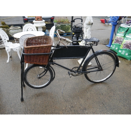 147 - ANTIQUE BUTCHERS BICYCLE