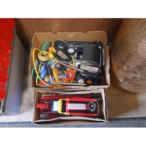 226 - BOX OF TOOLS & CAR JACK