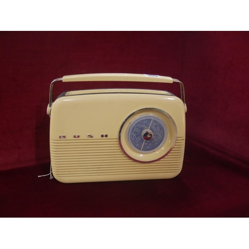 300 - VINTAGE BUSH RADIO