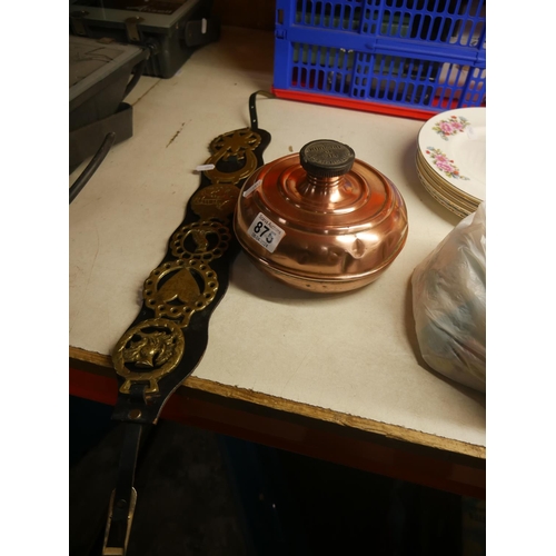 875 - HORSE BRASSES & COPPER HOT WATER BOTTLE