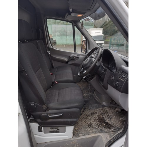 227 - MERCEDES 314 SPRINTER VAN PLUS VAT ON HAMMER PRICE OR VALID IE VAT REG NUMBER - 82,000 MILES - 7 YEA... 