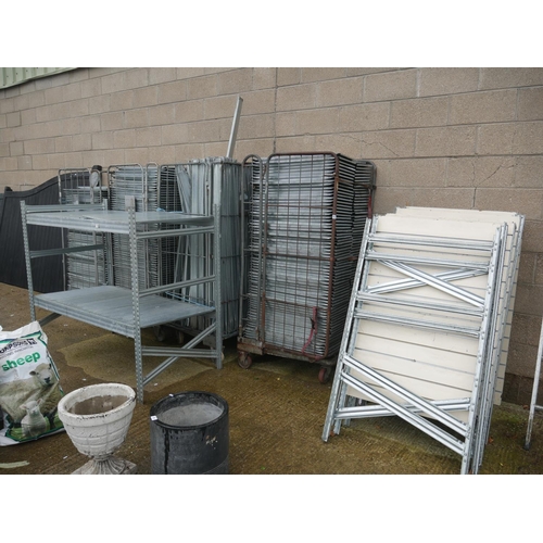 70 - LARGE LOT OF QUICK STAGE ALUMINIUM SHELVING