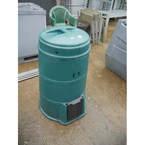 84 - COMPOST BIN