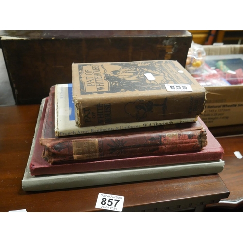 859 - LOT OF BOOKS