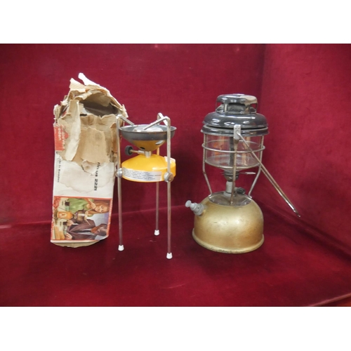 380 - TILLEY LAMP & GAS STOVE