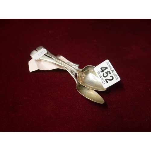 452 - 4 SILVER TEASPOONS